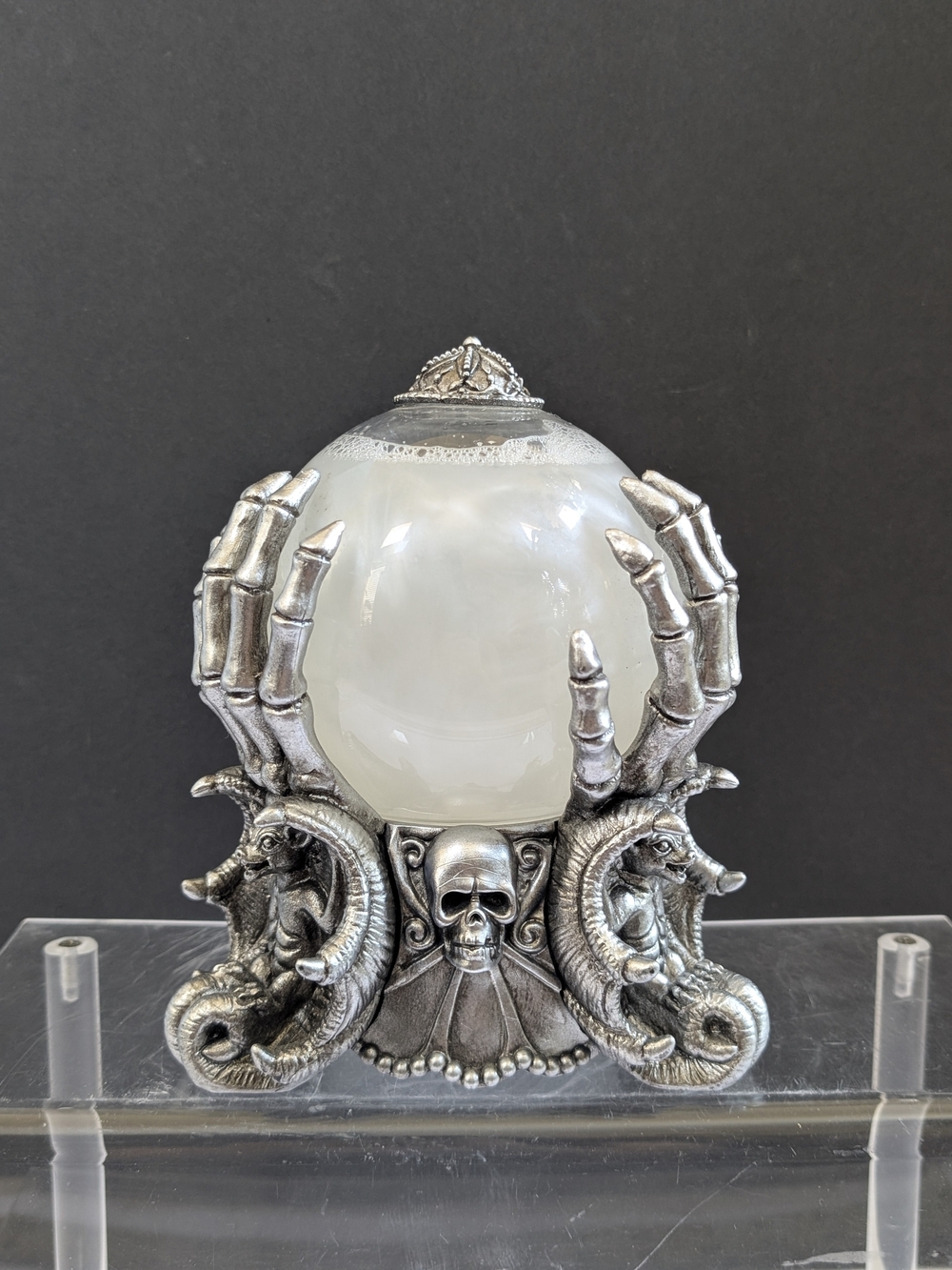 HOME ACCENTS HOLIDAY 7.5" LED-LIT SKELETON FORTUNE TELLER CRYSTAL BALL Halloween